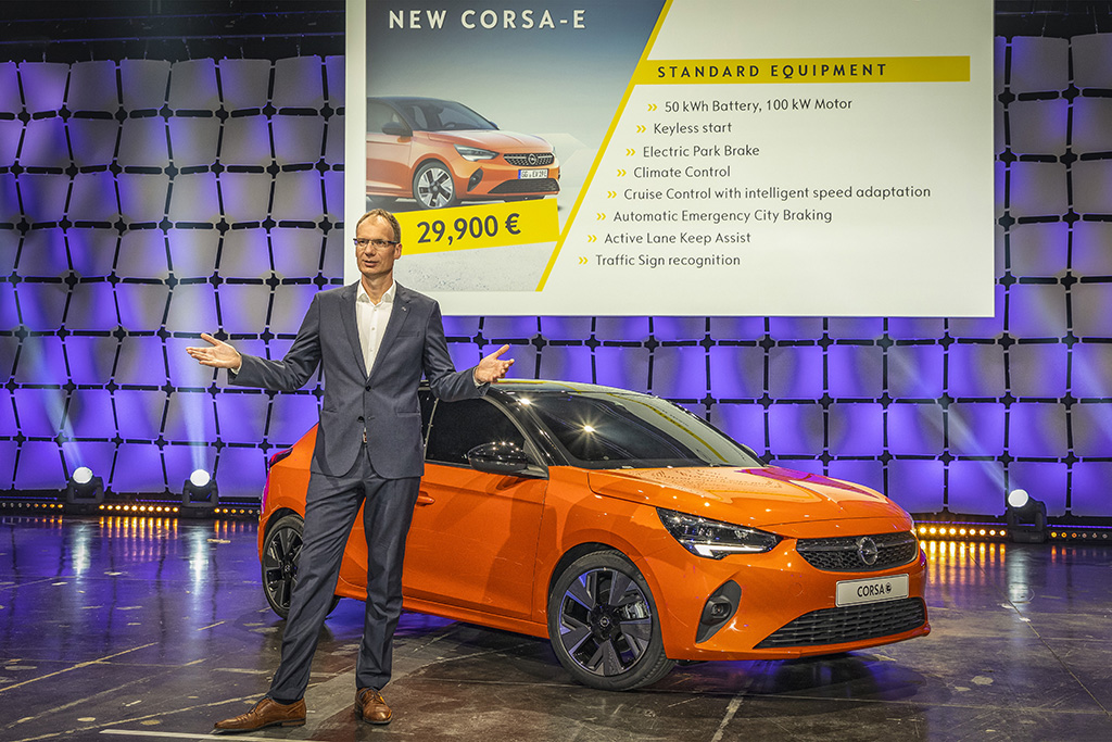 2019 opel goes electric michael lohscheller corsa e 507071 - The Electric Car for Everyone: New Opel Corsa‑e for €29,900