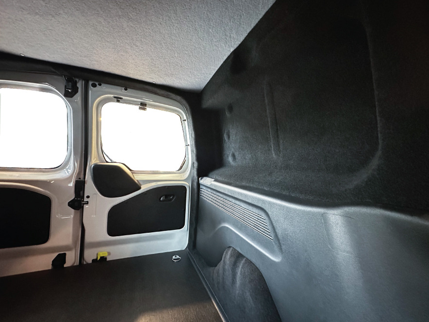 opel commercial vehicles customisable options interior funishings - Electric Vans and Light Commercial Vehicles