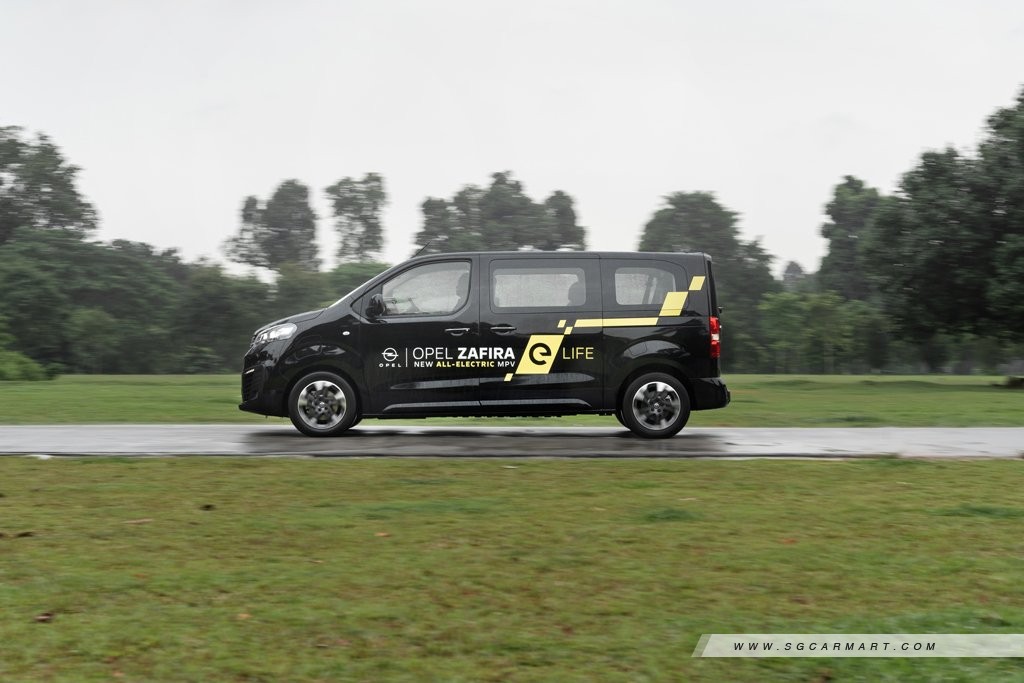 review of the opel zafira e life excelling at ferrying - Review of the Opel Zafira-e Life: Excelling at Ferrying